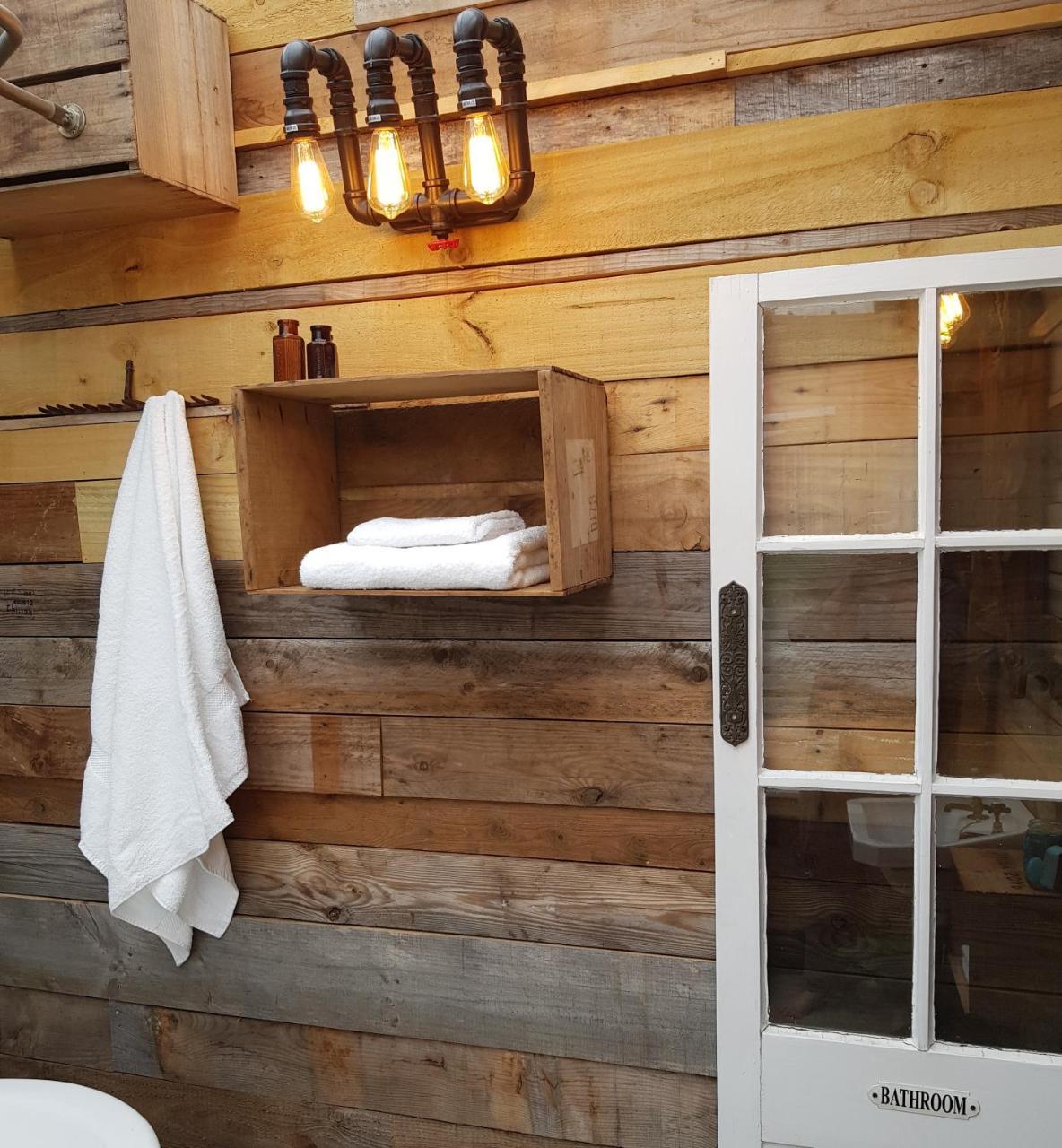 The Log Cabin & Packing Shed Villa Waihi Luaran gambar